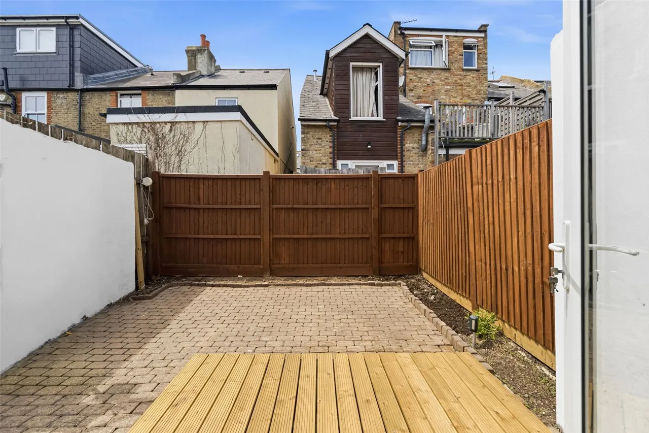 Warwick Road,, Twickenham, TW2 6SW, photo 6