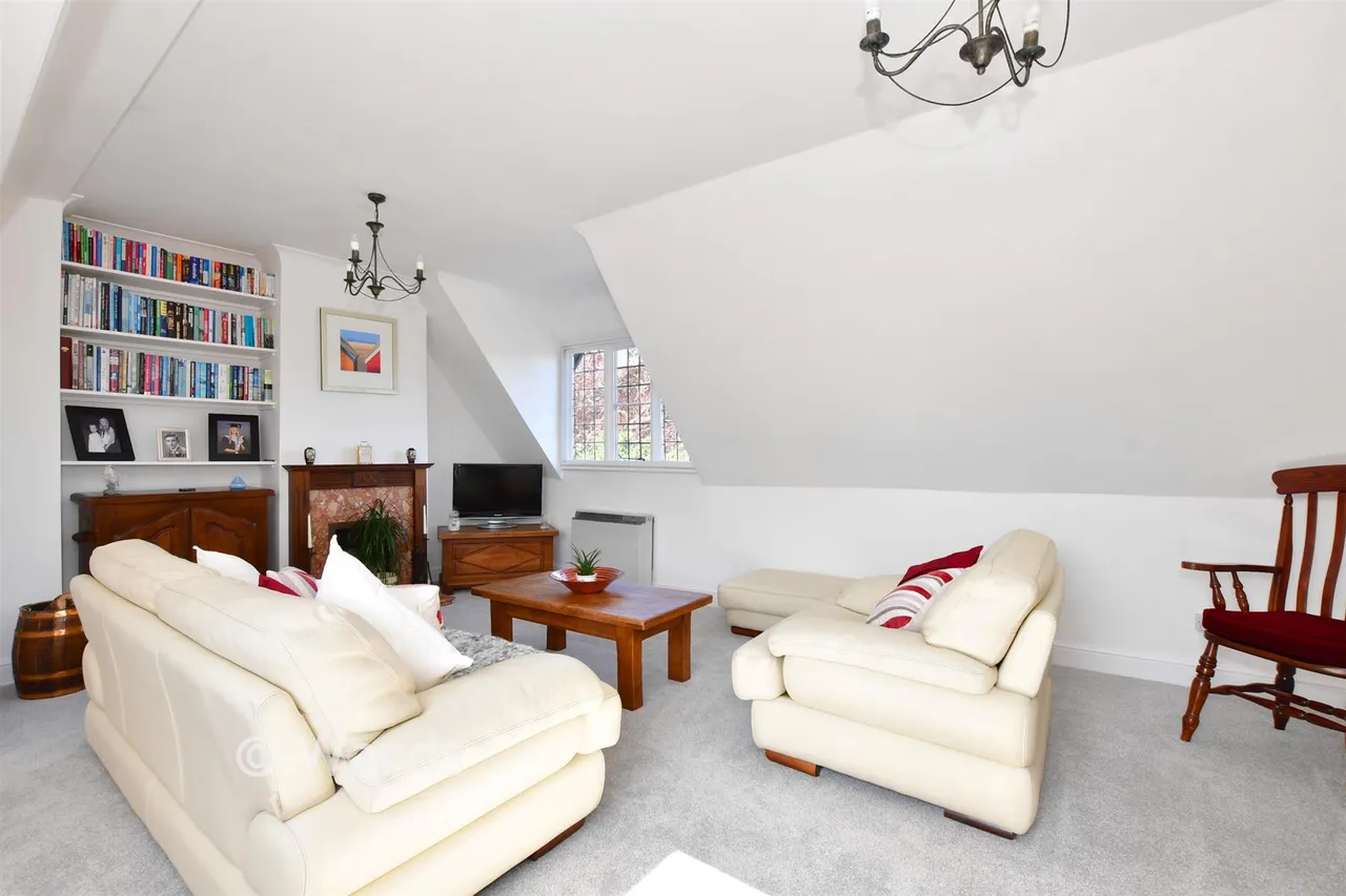 School Hill, Lamberhurst, TN3, photo 6