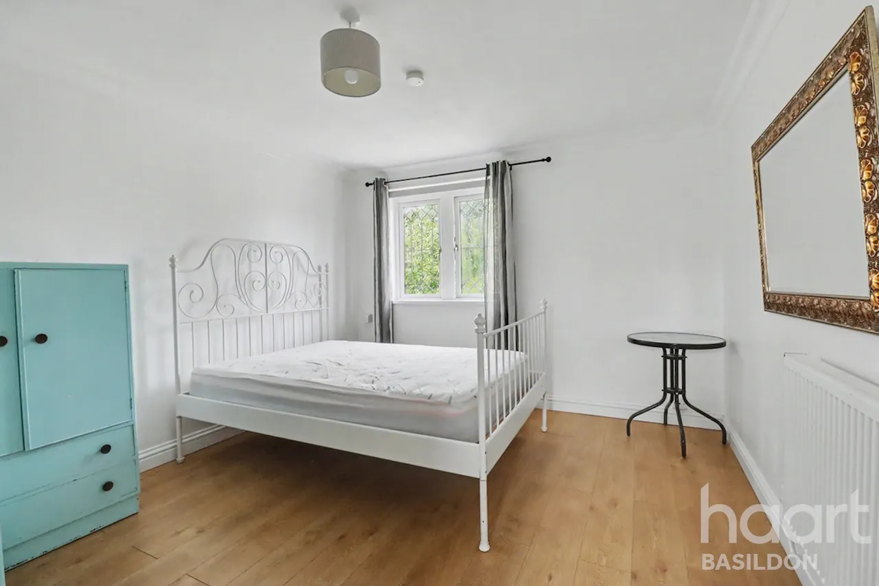 Clay Hill Road, Basildon, SS16, photo 8