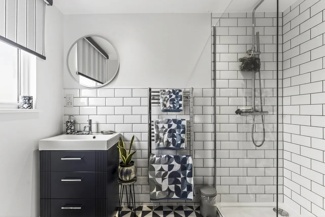 Rutland Drive, Morden, SM4, photo 19