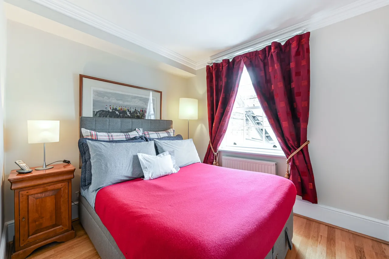 Flat 2, 181 Fulham Road, London, photo 5