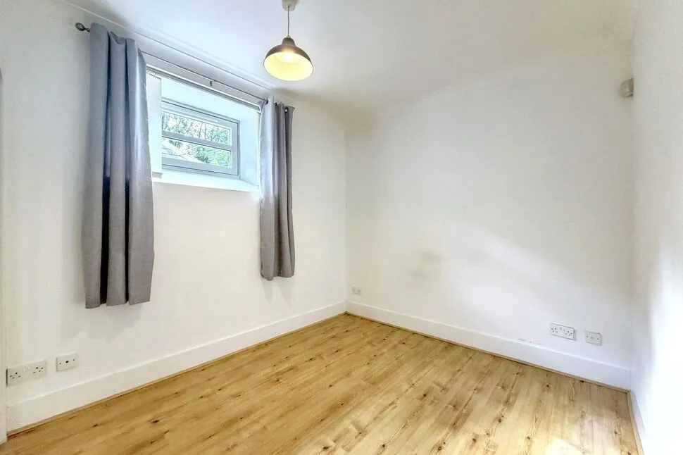 Auchingramont Road, Hamilton, ML3, photo 16