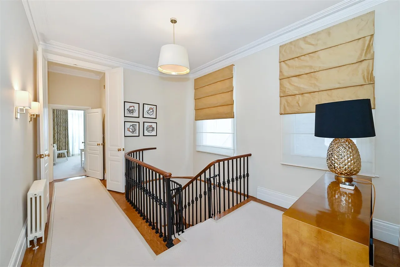 Belsize Park Gardens, Belsize Park, NW3, photo 6