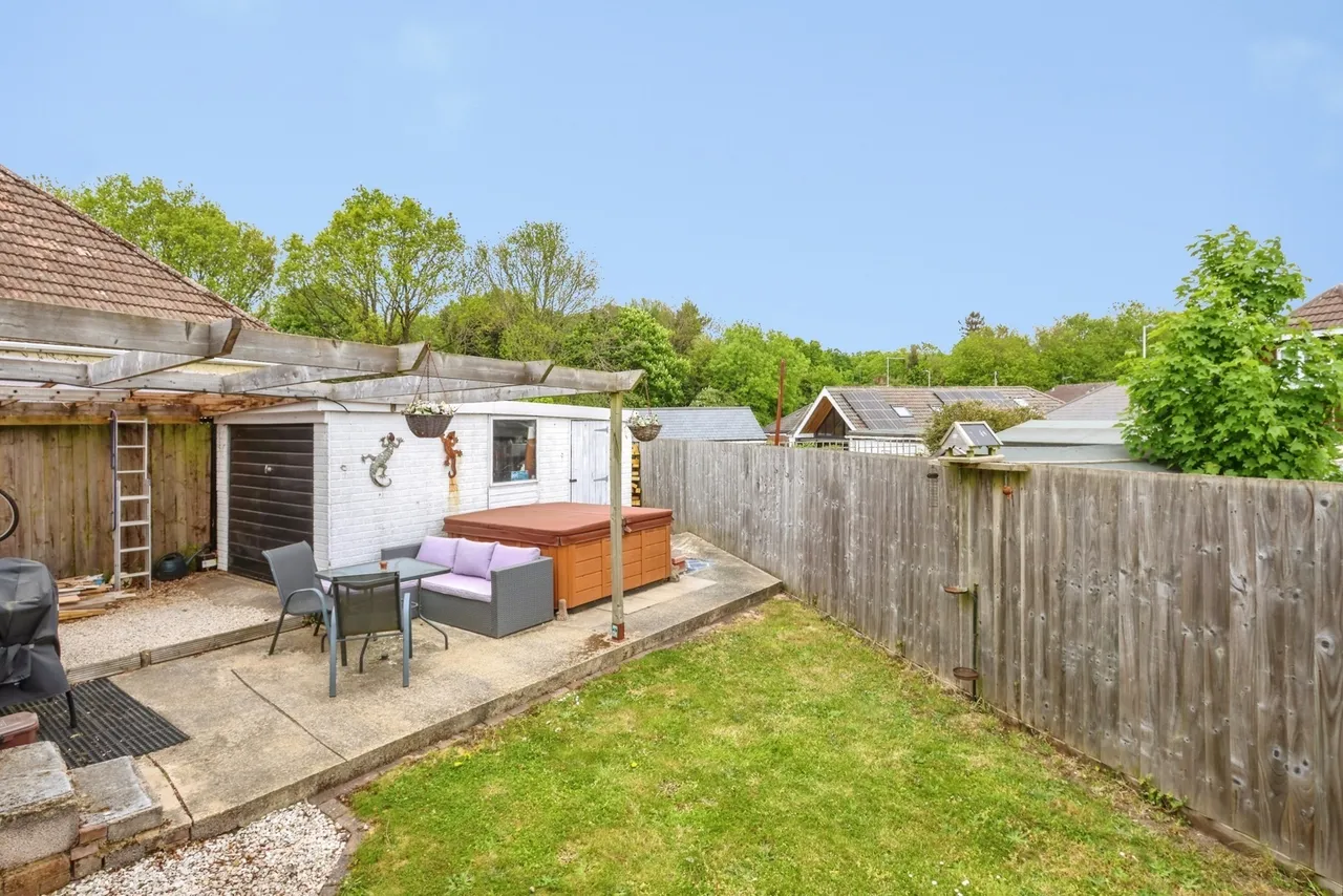 Carters Avenue, Poole, BH15, photo 13
