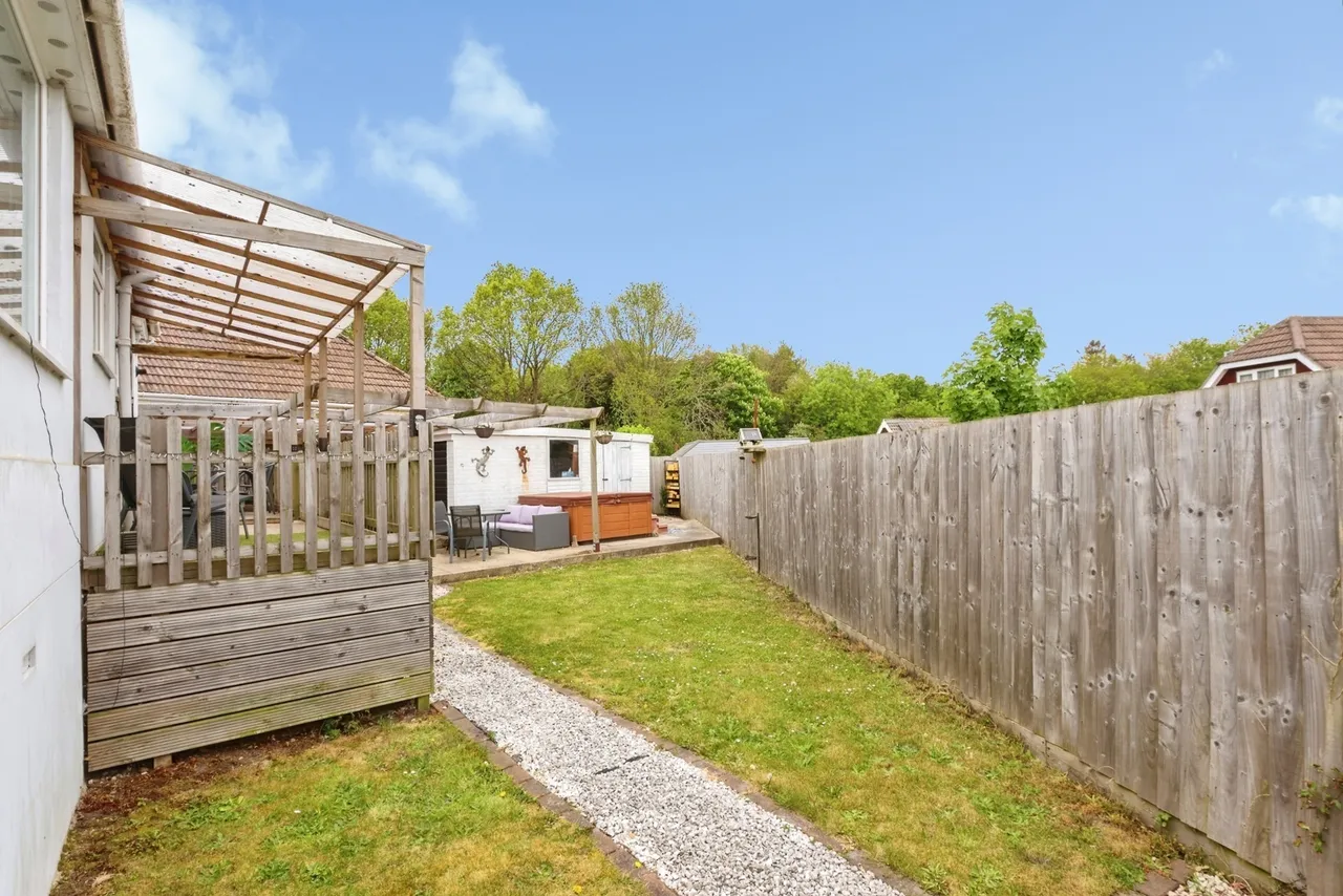 Carters Avenue, Poole, BH15, photo 16