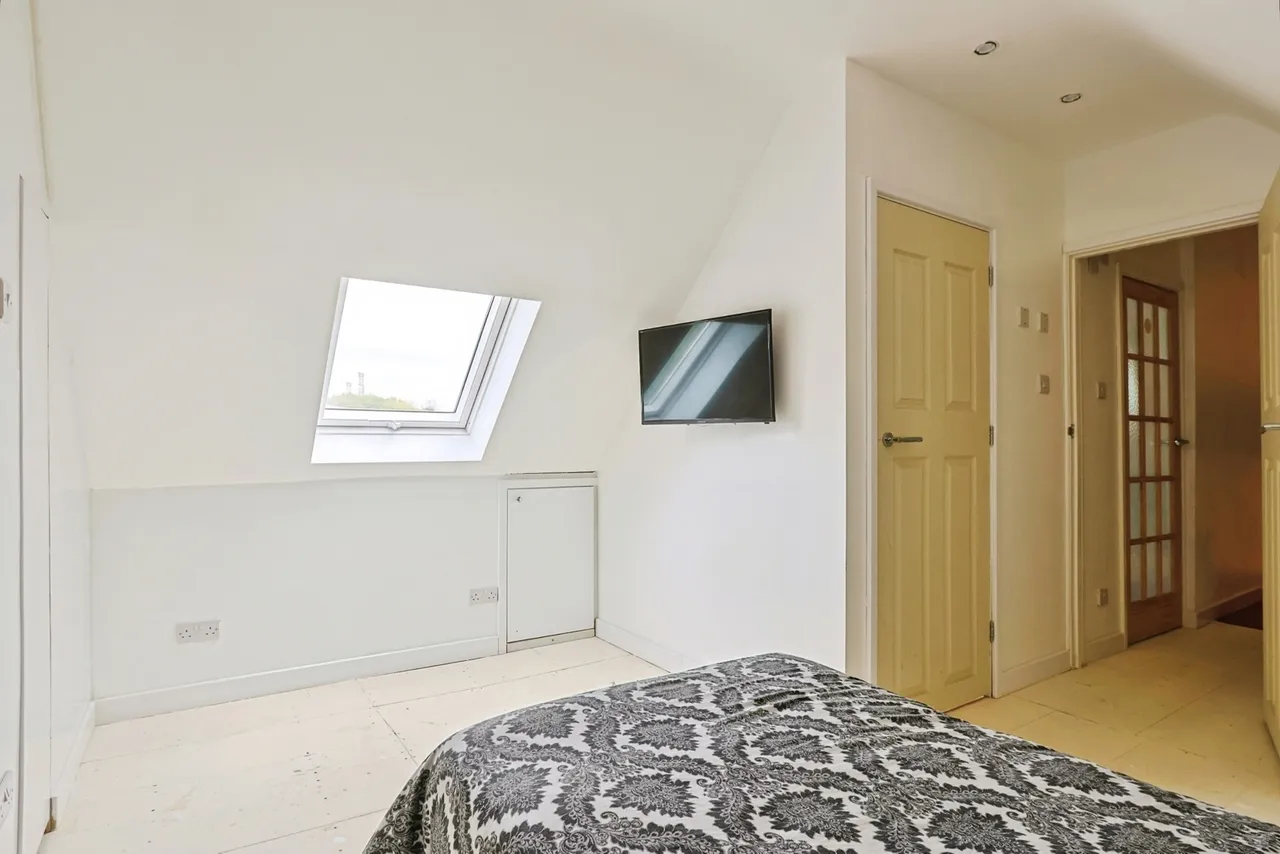 Carters Avenue, Poole, BH15, photo 17