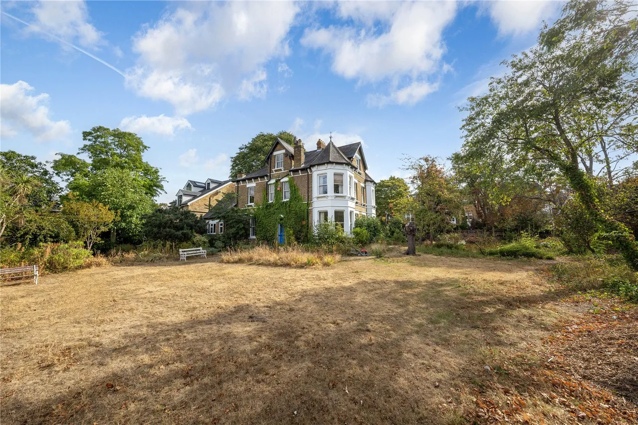 Lion Gate Gardens, Kew, TW9, photo 13