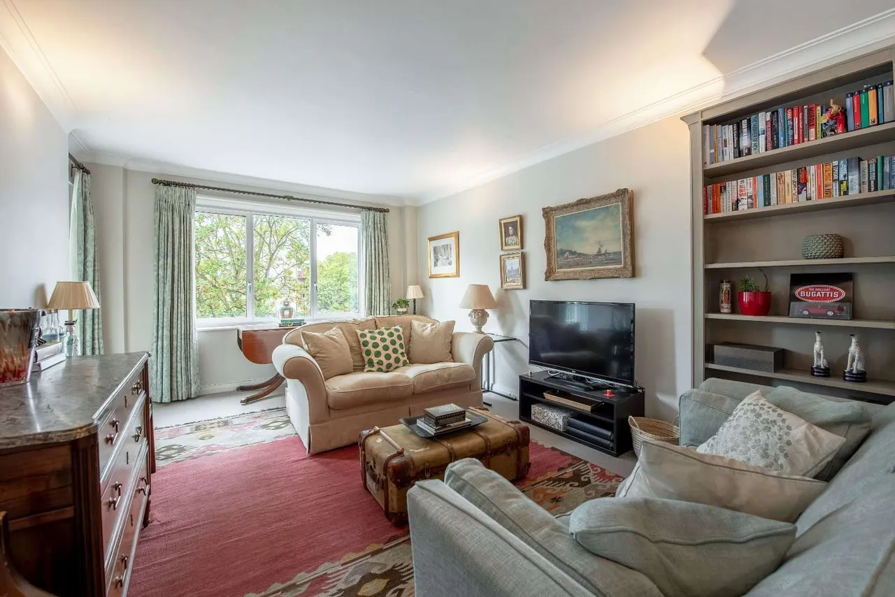 St. MFlat 10ary Abbots Terrace, London, W14, photo 2