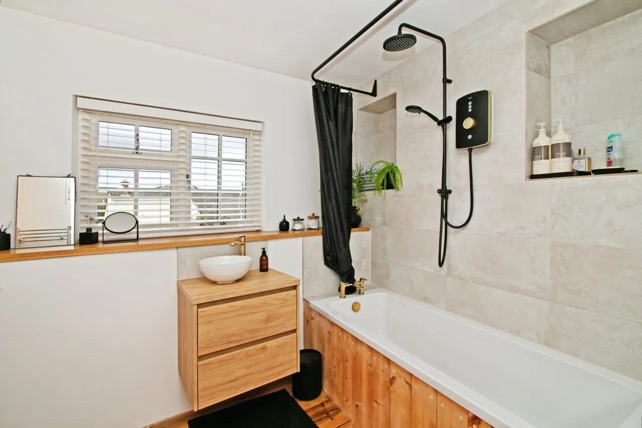 Short Cross Road, Mount Hawke, TR4, photo 13