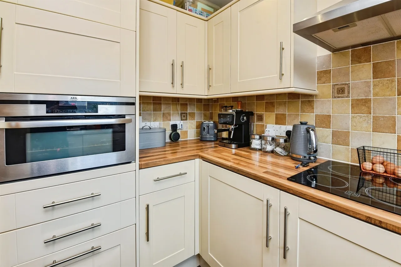Old Were Court, Warminster, BA12, photo 4