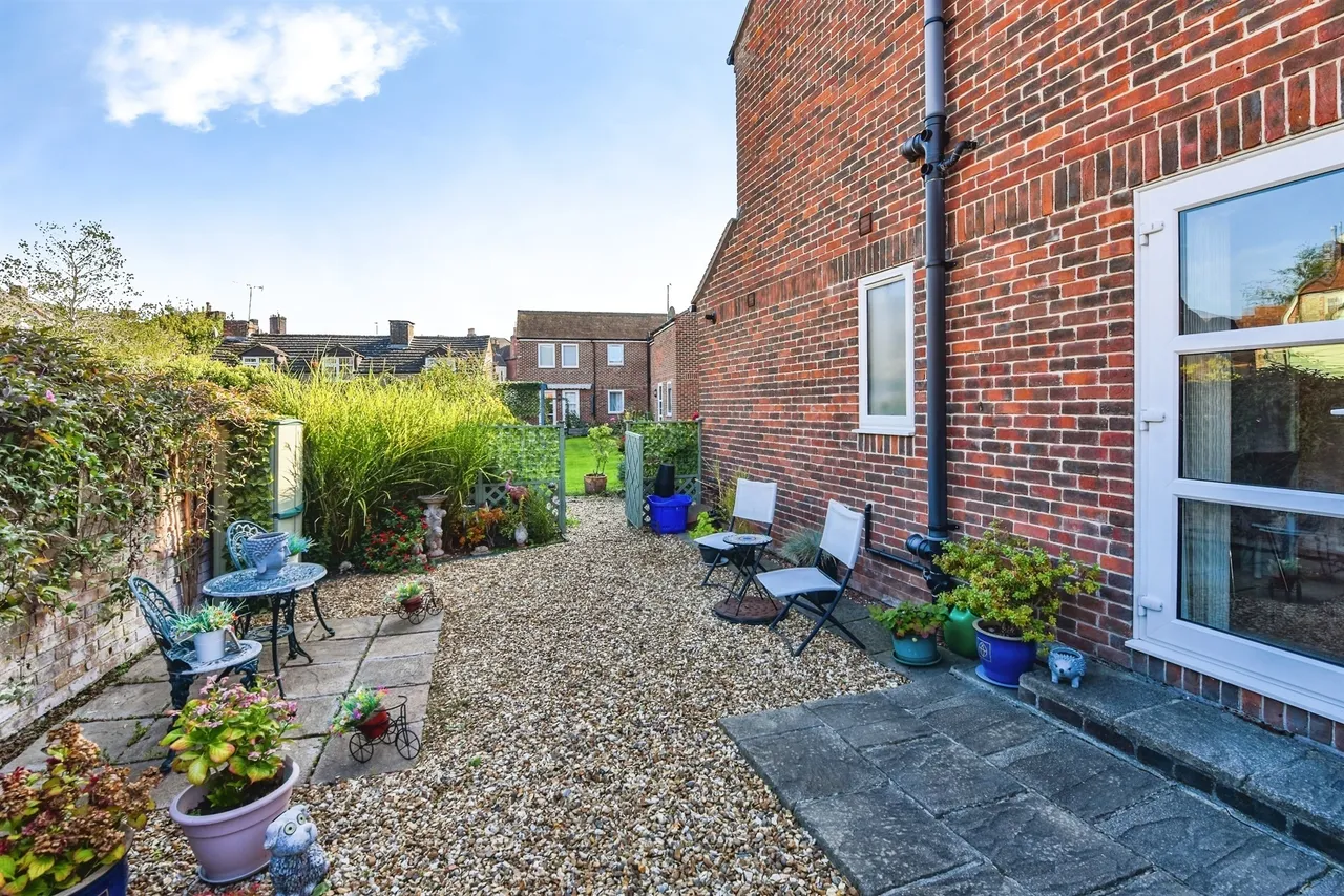Old Were Court, Warminster, BA12, photo 6