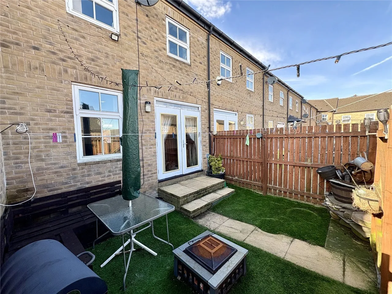 Littlelands, Bingley, West Yorkshire, BD16, photo 7