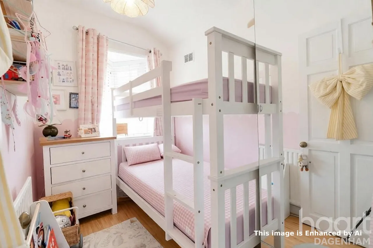 Kitchener Road, Dagenham, RM10, photo 19