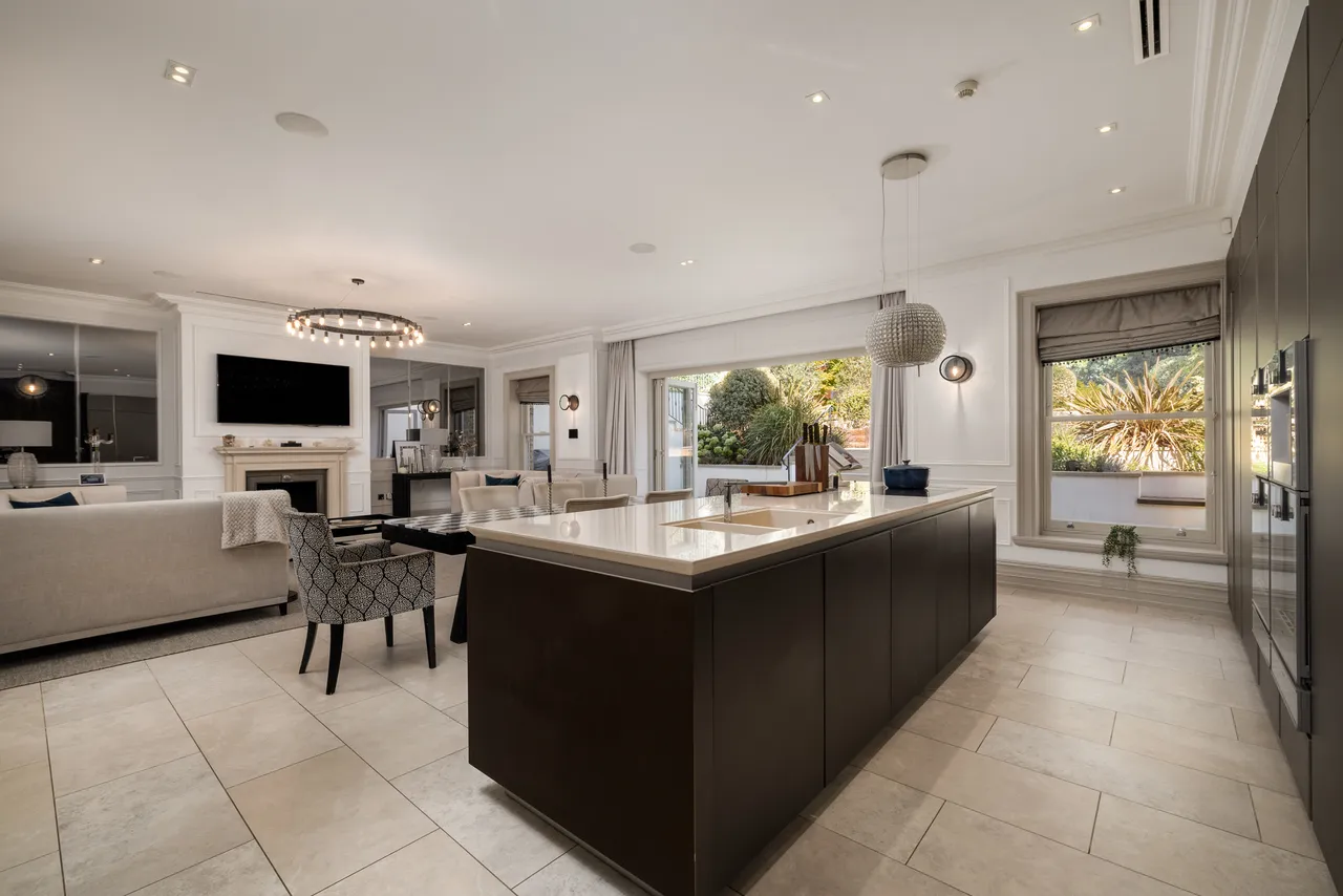 Augusta House, Ellerton Road, Wimbledon, South West London, photo 11