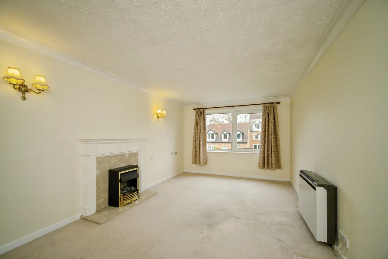 High Street, Sandhurst, GU47, photo 3