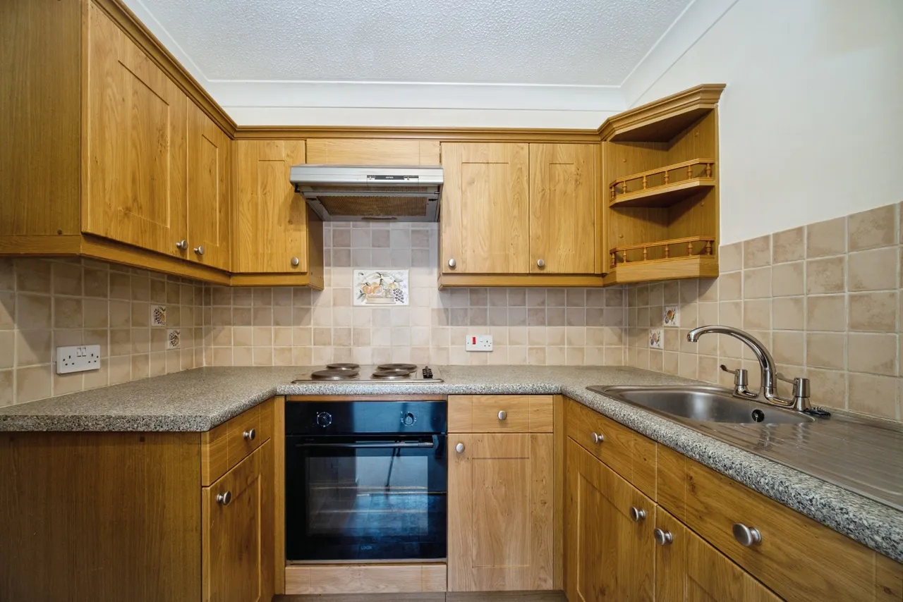 High Street, Sandhurst, GU47, photo 12