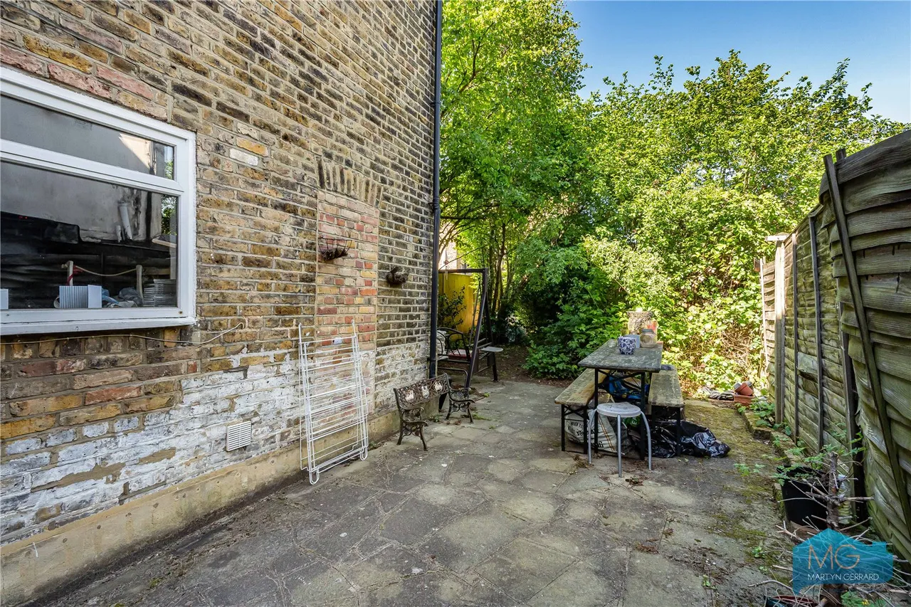 Park Road, London, N8, photo 9