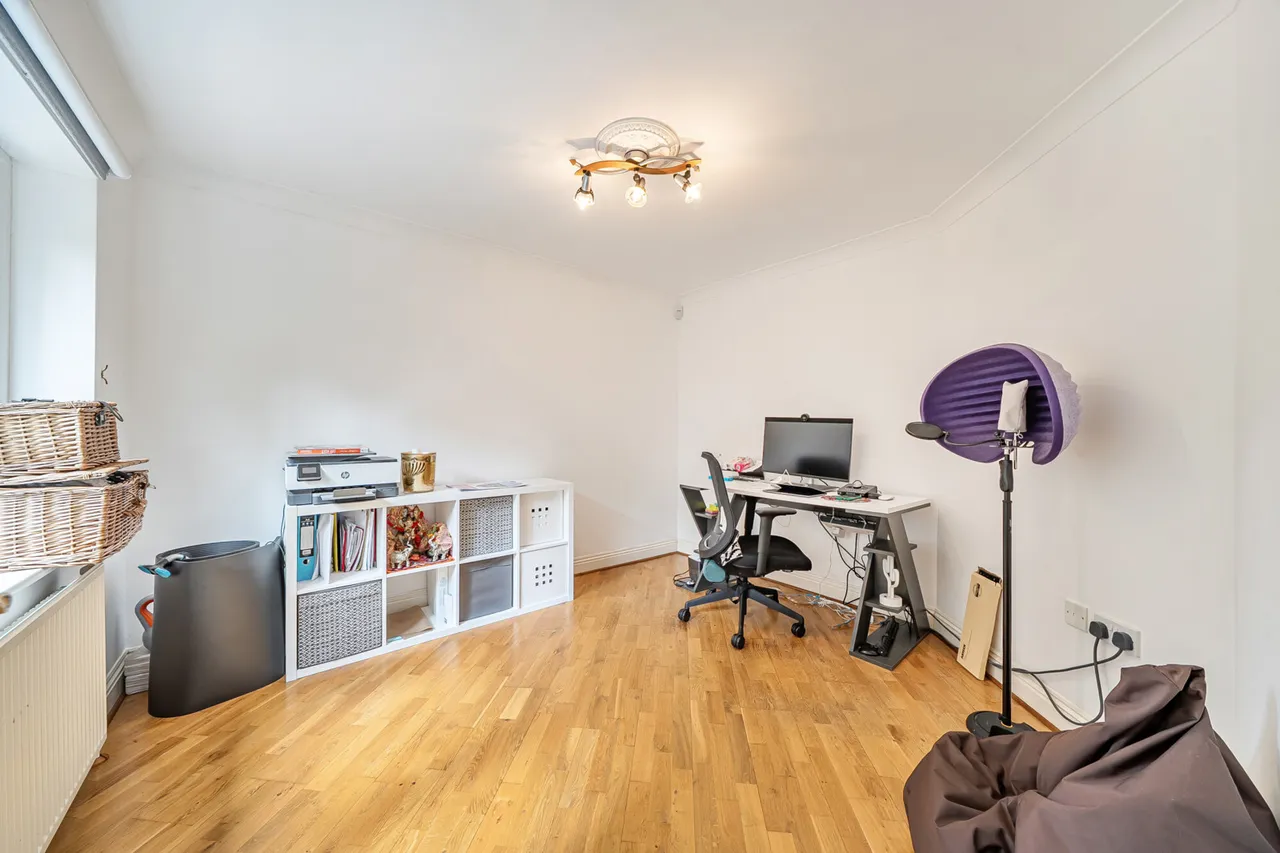 Wyatts Road, Chorleywood, WD3, photo 16
