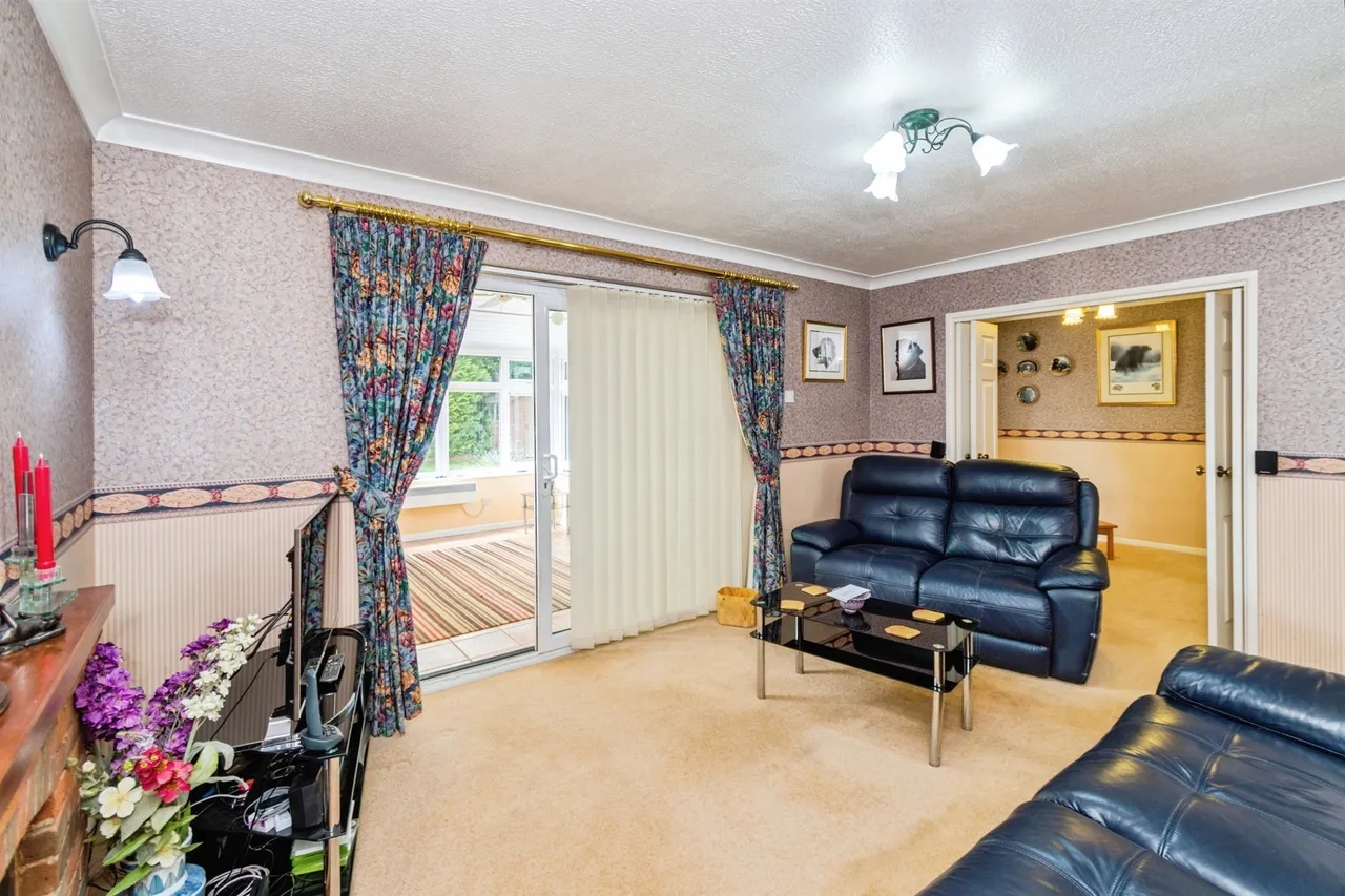 Hulles Way, North Baddesley, Southampton, photo 3