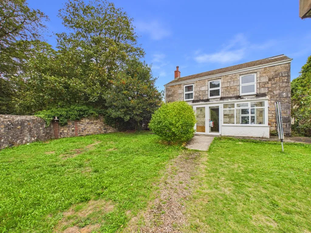 4 bed house for sale — Rosewarne Road, Camborne