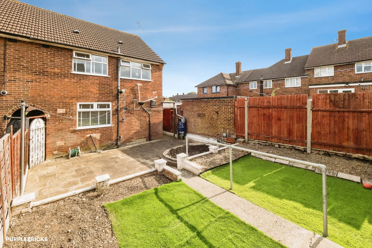 Hailsham Road, Romford, RM3, photo 32