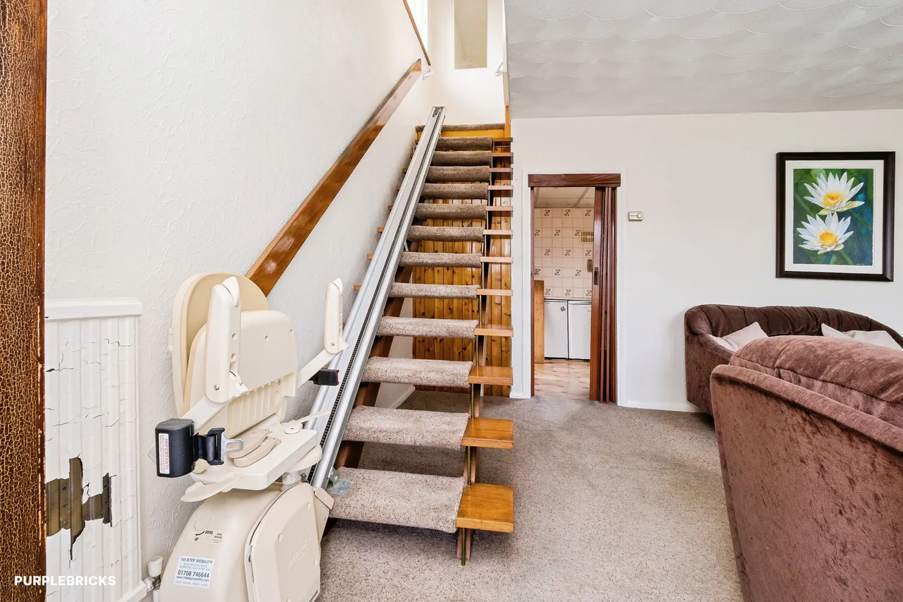 Hailsham Road, Romford, RM3, photo 13