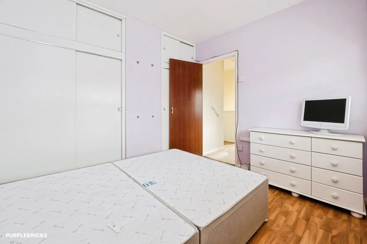 Hailsham Road, Romford, RM3, photo 17