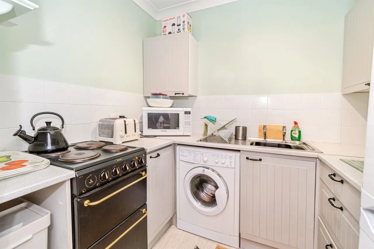 Clifton Road, SOUTHAMPTON, photo 6