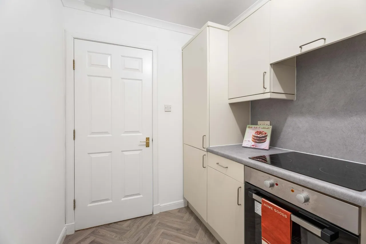 Millar Crescent, Morningside, Edinburgh, EH10, photo 7