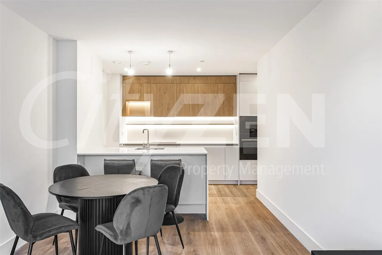 2 Maple Mews, London, E3 4ZB, photo 10