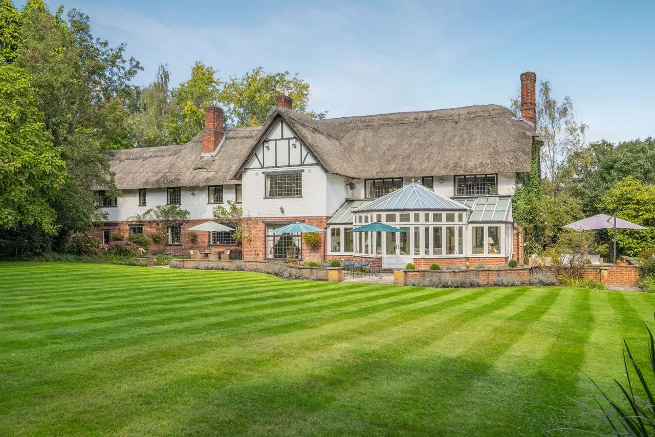 Virginia Water, Surrey, GU25 4NY, photo 4