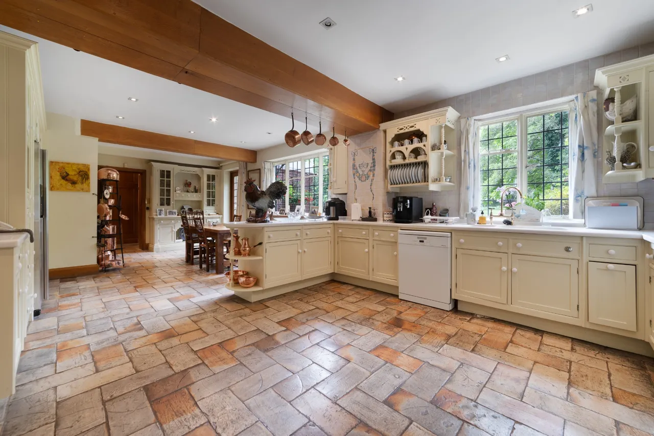 Virginia Water, Surrey, GU25 4NY, photo 11