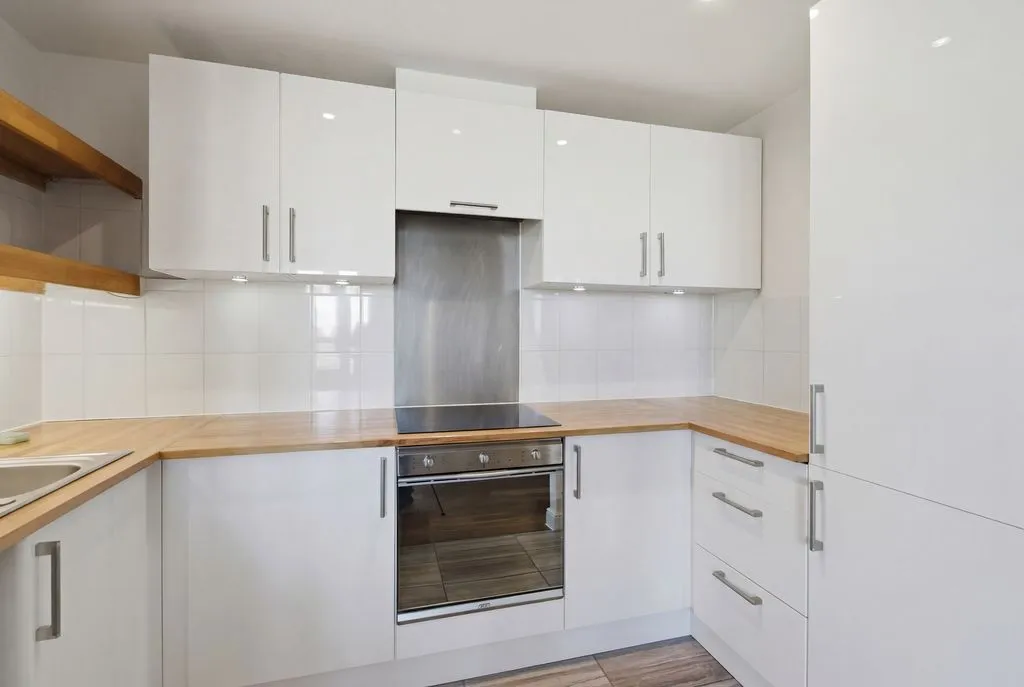 Commercial Road, London E1 1LF, photo 6