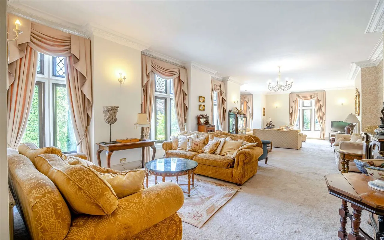 Chester Street, St. Asaph, LL17, photo 10