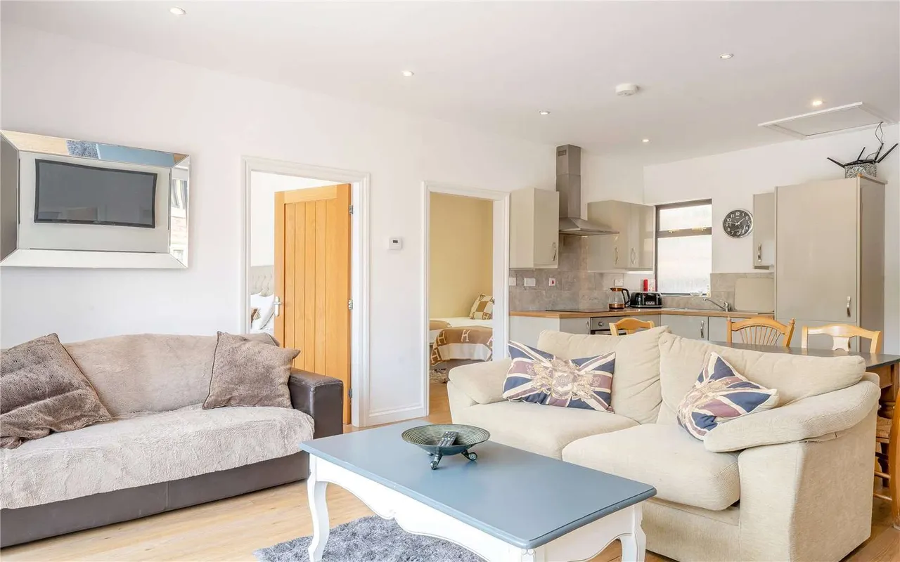 Chester Street, St. Asaph, LL17, photo 21