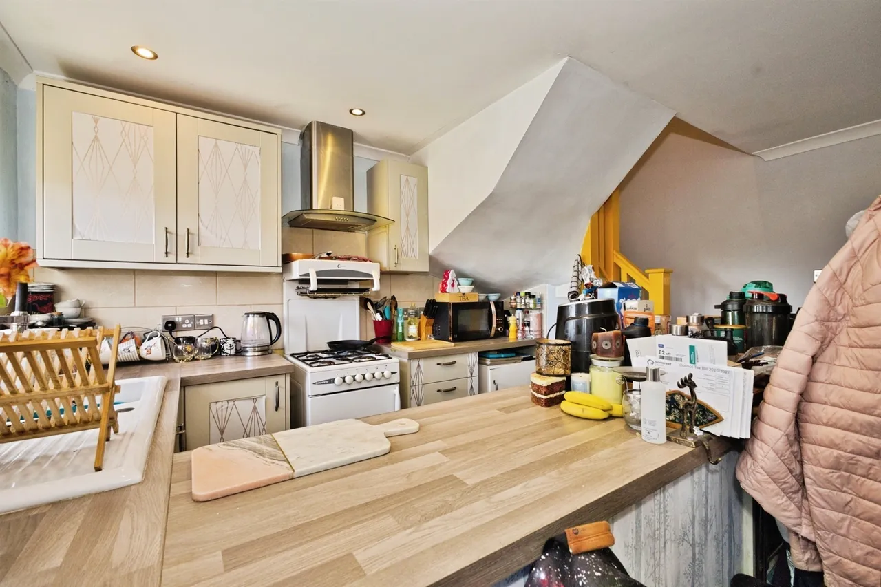Gainsborough Way, Yeovil, photo 4