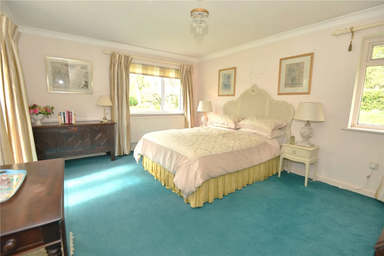 Manor Farm Road, Fordingbridge, Hampshire, SP6 1DY, photo 8