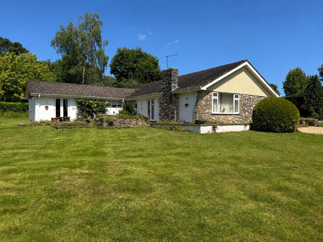 Manor Farm Road, Fordingbridge, Hampshire, SP6 1DY, photo 12