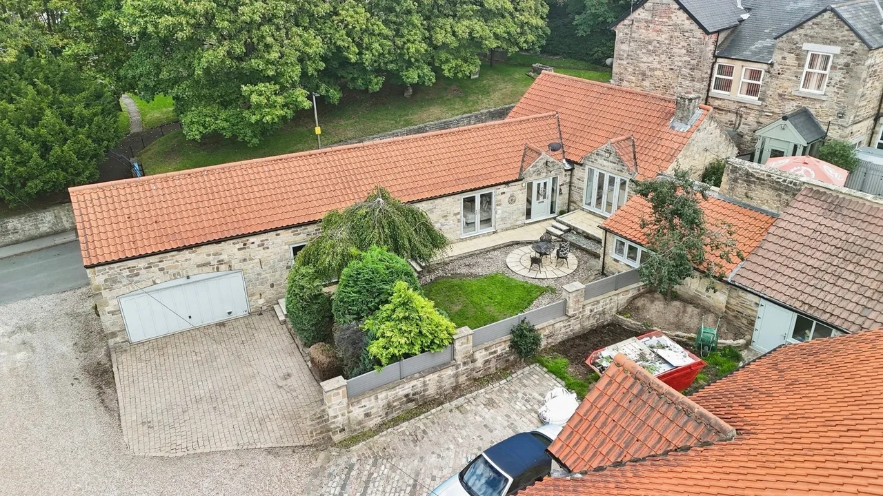 3 bed house for sale — Church Street, Wales Parish, Wales, South Yorkshire, S26