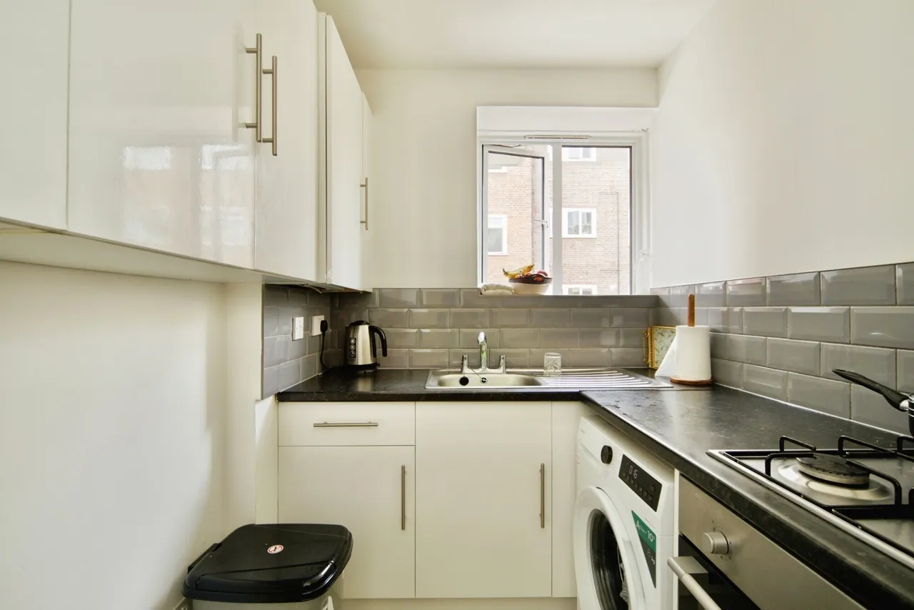 Globe Road, London, E2, photo 4