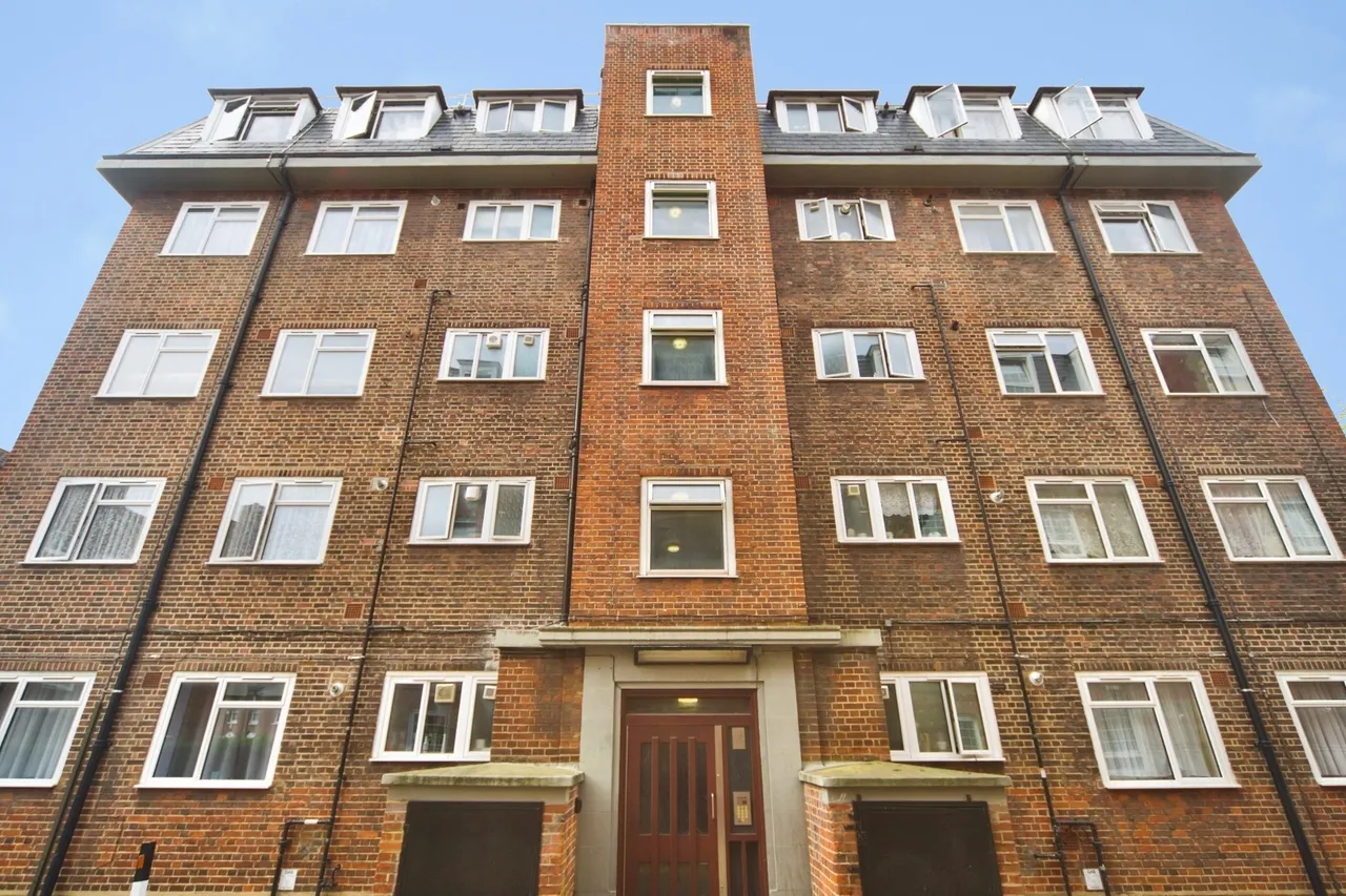 Globe Road, London, E2, photo 11