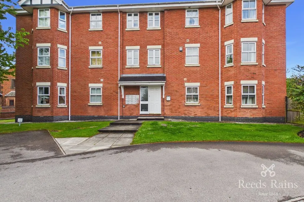 1 bed flat for sale — Foxendale Close, Northwich, Cheshire, CW8