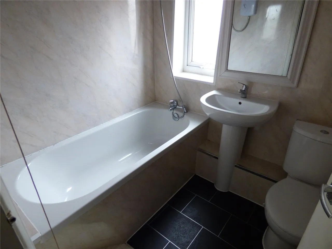 Steere Avenue, Tamworth, Staffordshire, B79, photo 11