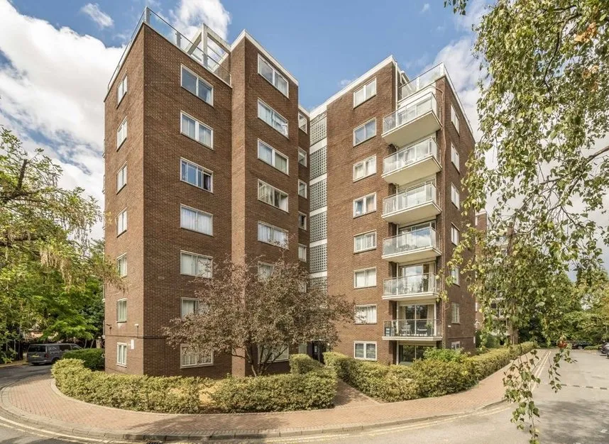 2 bed flat for sale — Hillcrest Road, Ealing, W5