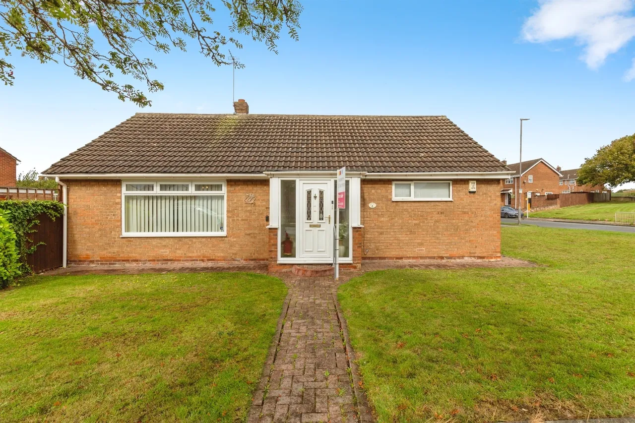 2 bed house for sale — Fenton Road, Hartlepool