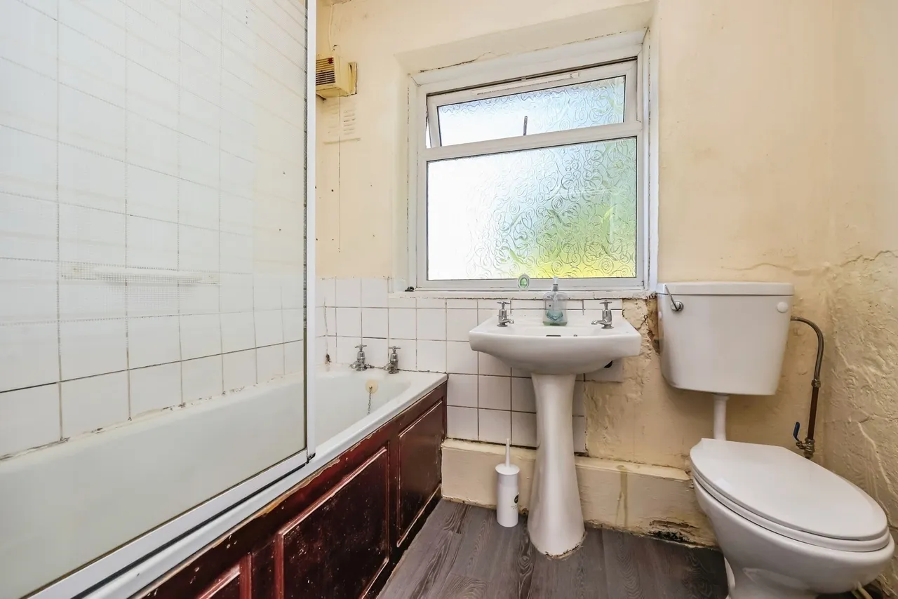 Bulcote Road, Clifton, Nottingham, NG11, photo 14