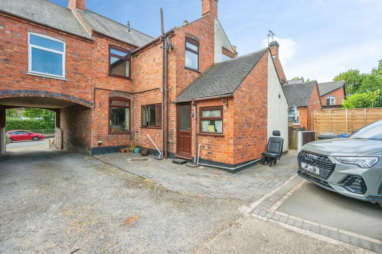 Watling Street, Wilnecote, B77, photo 16