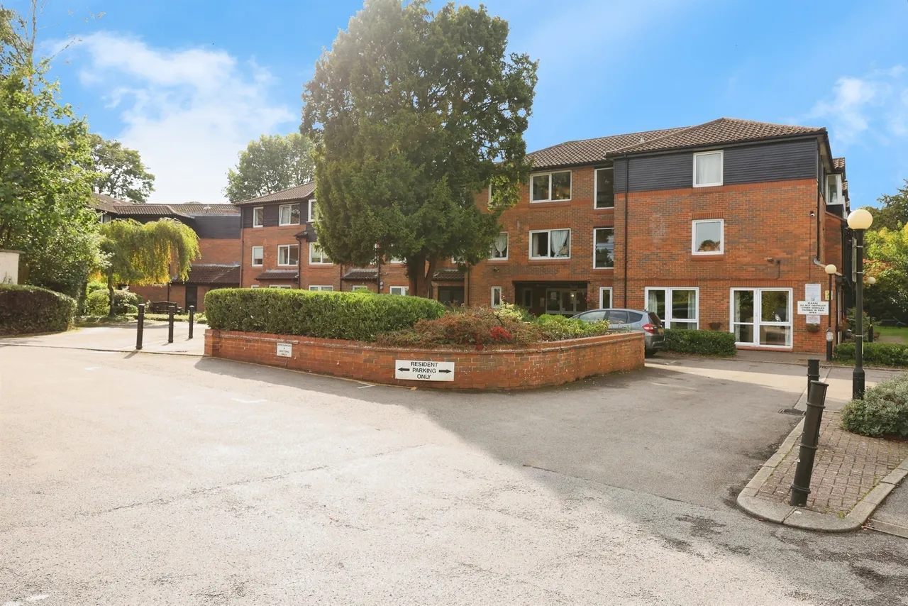 Elstree Road, Bushey Heath, Bushey, photo 12
