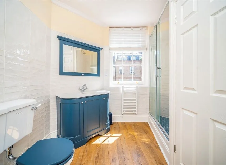 Great Russell Street, London, WC1B, photo 6