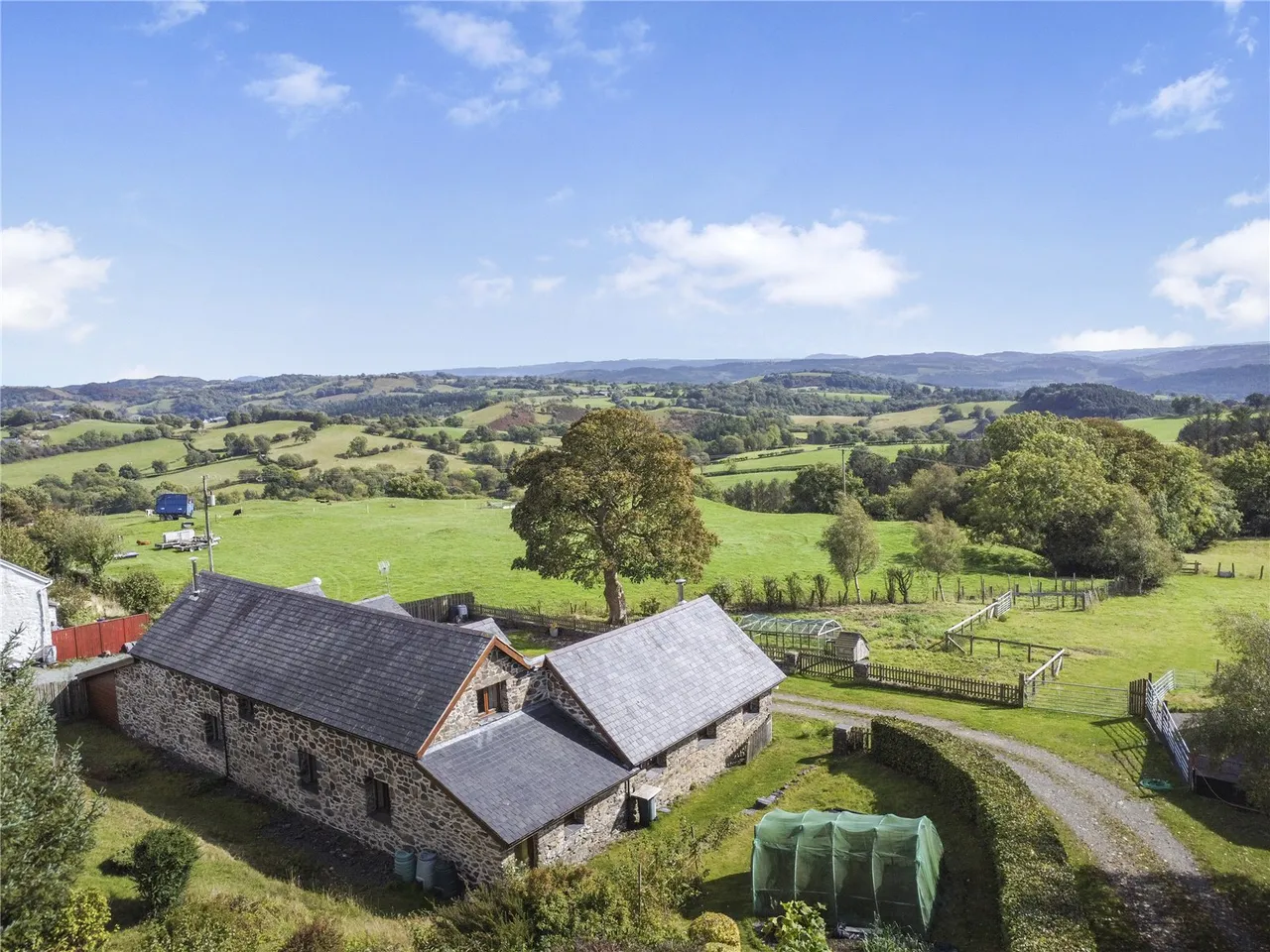 4 bed house for sale, Llanfihangel, Llanfyllin